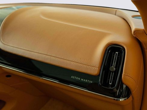 New 2026 Aston Martin DBX 707 image 37