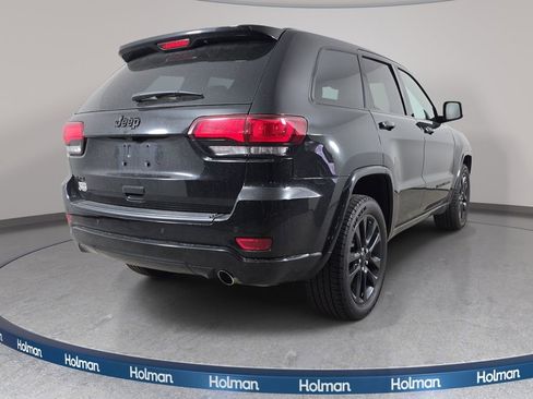 Used 2021 Jeep Grand Cherokee Laredo X image 6