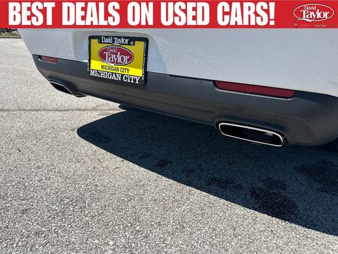 Used 2021 Dodge Challenger SXT RWD image 32