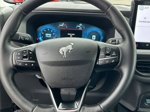 Used 2025 Ford Bronco Sport Badlands image 19