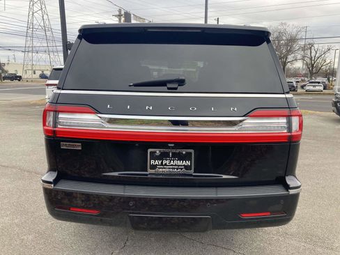 Used 2021 Lincoln Navigator Reserve w/ Luxury Package image 6