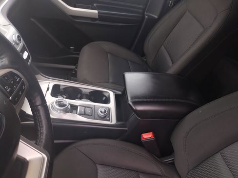 Used 2022 Ford Explorer XLT w/ Class IV Trailer Tow Package image 13