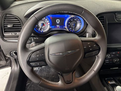 Used 2023 Chrysler 300 S image 20