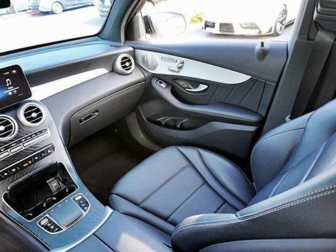 Used 2023 Mercedes-Benz GLC 300 4MATIC Coupe image 23