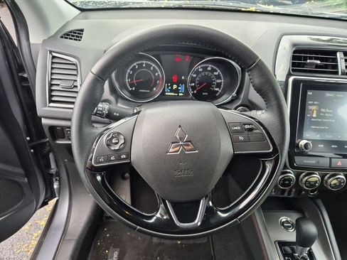 Used 2025 Mitsubishi Outlander Sport SE AWD/4WD image 22