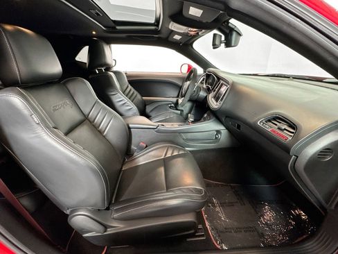 Used 2023 Dodge Challenger SRT Hellcat w/ Driver Convenience Group image 27