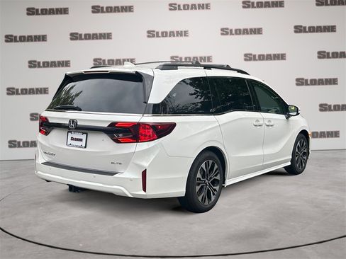 New 2026 Honda Odyssey Elite image 5