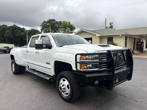 Used 2017 Chevrolet Silverado 3500 High Country w/ Duramax Plus Package AWD/4WD image 3