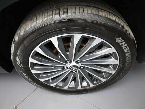Certified 2025 Hyundai Palisade Calligraphy AWD/4WD image 15