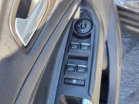 Used 2015 Ford C-MAX Energi SEL w/ Equipment Group 303A FWD image 23