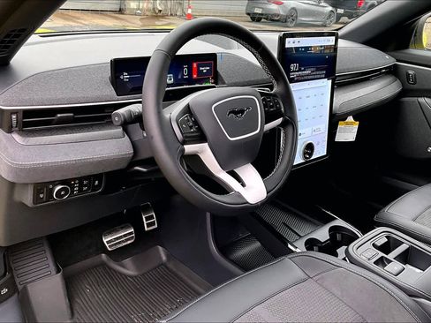 Used 2025 Ford Mustang Mach-E GT w/ Interior Protection Package image 17