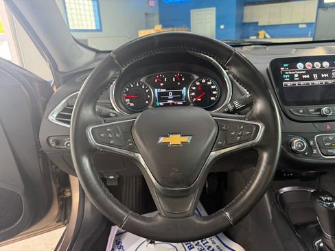 Used 2018 Chevrolet Malibu LT w/ True North Edition FWD image 23