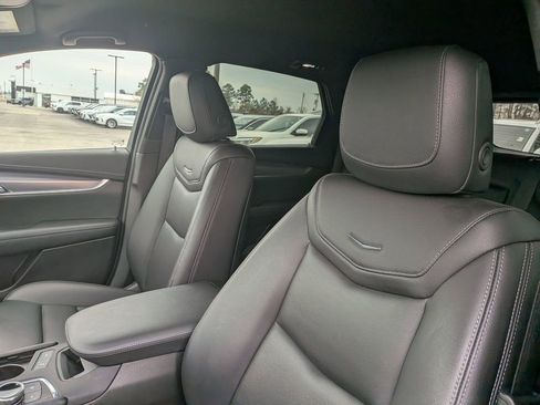 Certified 2024 Cadillac XT5 Luxury image 13