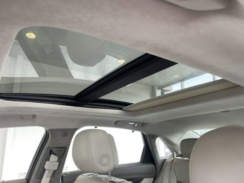 Used 2013 Cadillac XTS Platinum image 32