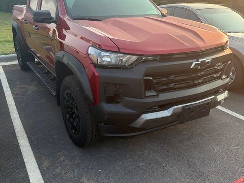 Used 2026 Chevrolet Colorado Trail Boss AWD/4WD image 2