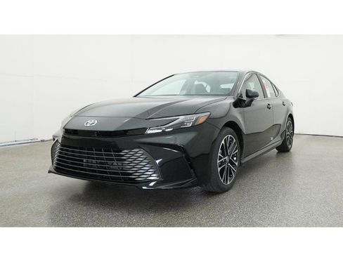 New 2026 Toyota Camry XLE image 38