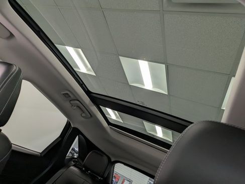 Certified 2022 Ford Escape SEL w/ Technology Package image 23