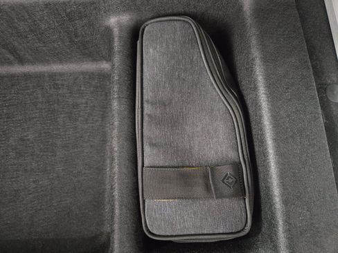 Used 2023 Rivian R1S Adventure AWD/4WD image 68