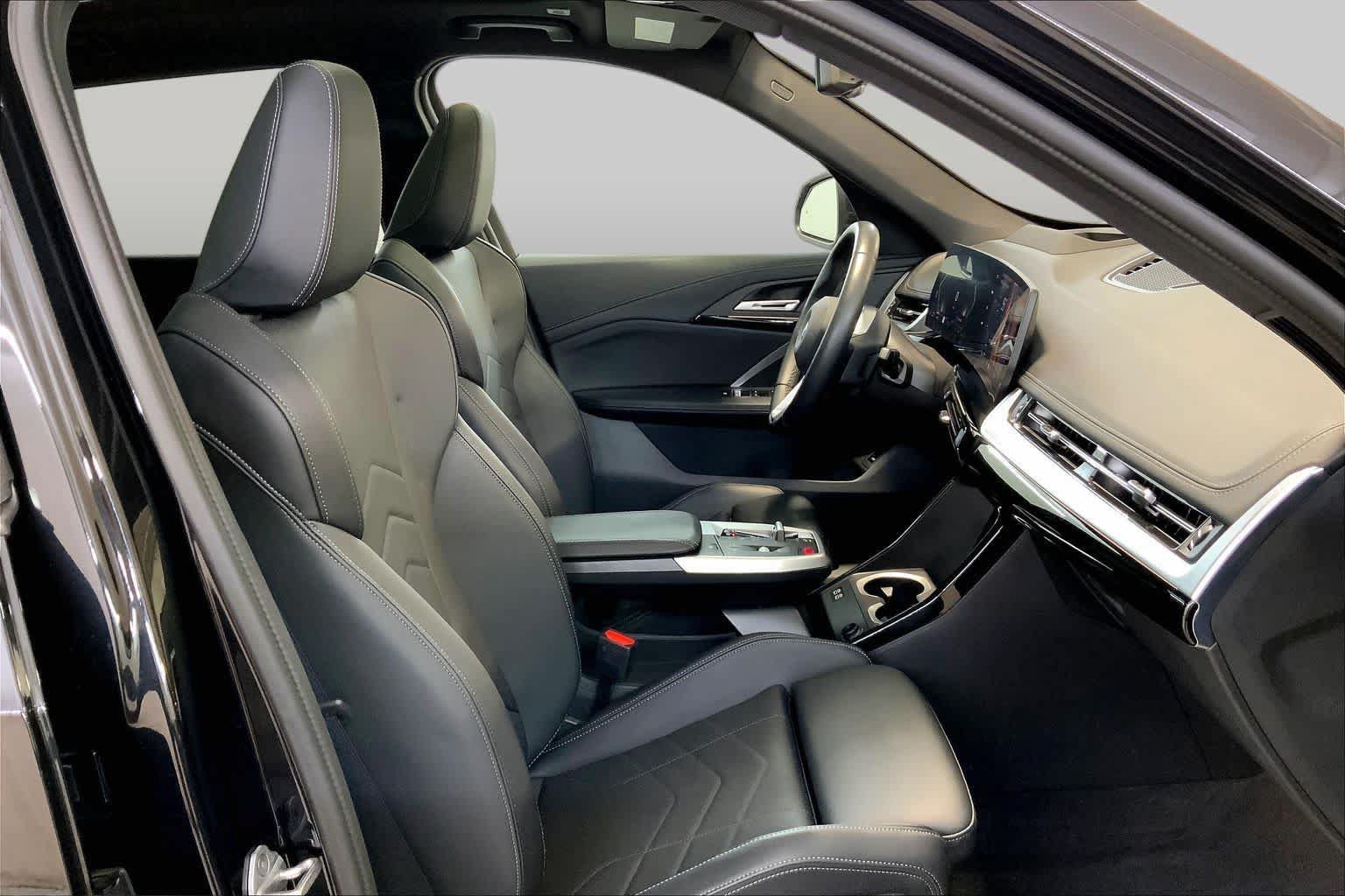 Used 2025 BMW X1 xDrive28i AWD/4WD image 8