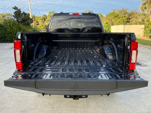 Certified 2022 Ford F250 Lariat w/ Lariat Ultimate Package image 10
