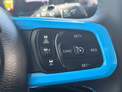 Used 2024 Jeep Wrangler High Altitude AWD/4WD image 26