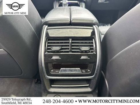 Used 2022 BMW X7 M50i w/ Executive Package AWD/4WD image 19