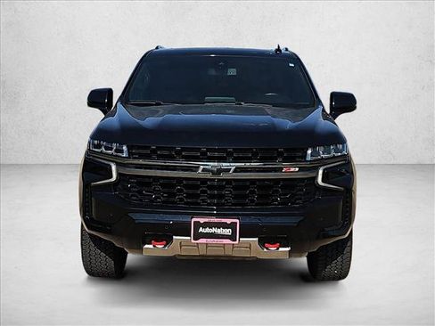 Certified 2022 Chevrolet Suburban Z71 w/ Z71 Off-Road Package AWD/4WD image 2