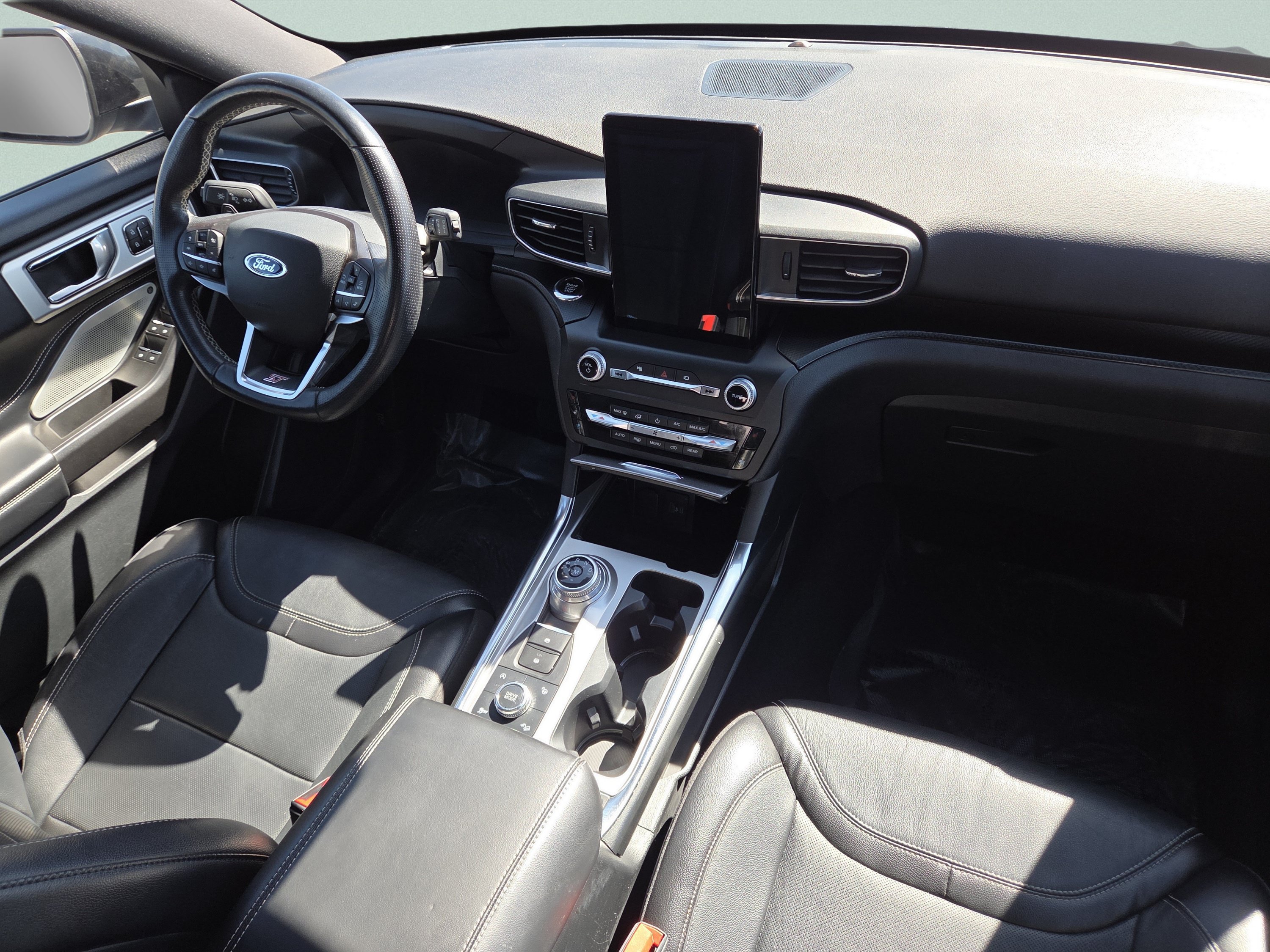 Used 2020 Ford Explorer ST w/ ST Street Pack AWD/4WD image 38