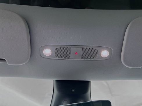 Used 2022 Tesla Model Y Performance image 17