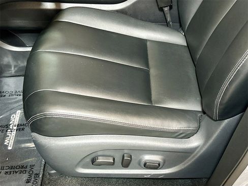 Used 2023 Nissan Murano SV w/ SV Midnight Edition Package image 16