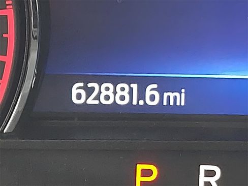 Used 2023 Ford Explorer XLT w/ Equipment Group 202A image 31