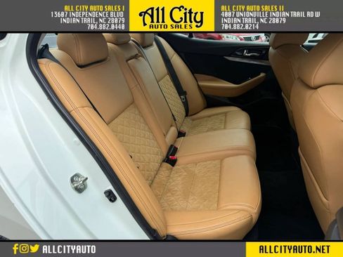 Used 2016 Nissan Maxima SR w/ Interior Lighting Package FWD image 29
