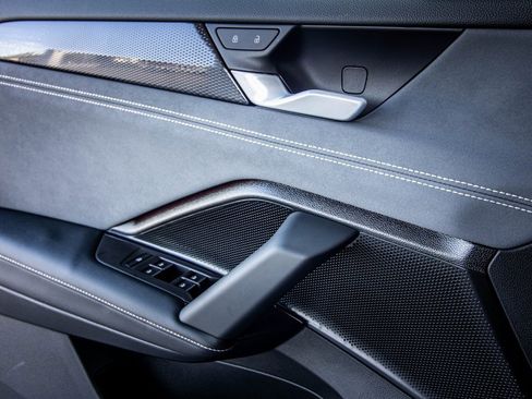 New 2026 Volkswagen Tiguan SE image 27