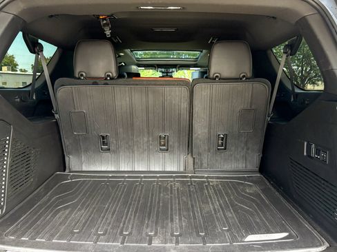 Used 2023 GMC Yukon XL Denali Ultimate AWD/4WD image 46