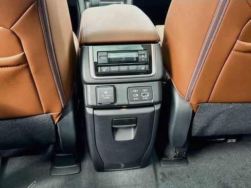 New 2026 Subaru Ascent Touring AWD/4WD image 24