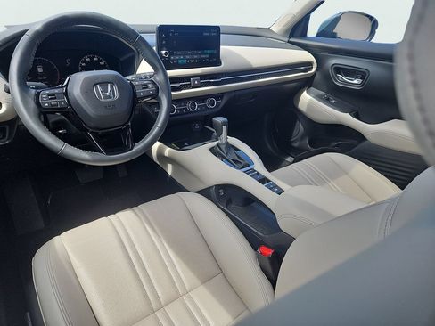 Used 2024 Honda HR-V EX-L image 11