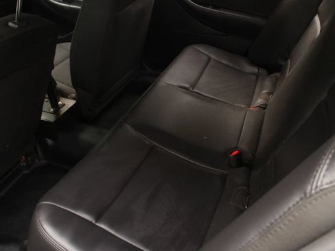 Used 2015 Ford Taurus Police Interceptor FWD image 20