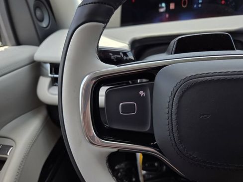 New 2026 Lincoln Navigator Premiere AWD/4WD image 21