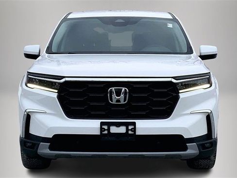 Used 2023 Honda Pilot EX-L image 3