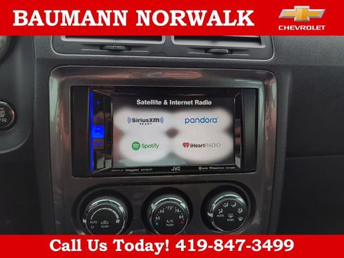 Used 2013 Dodge Challenger SXT RWD image 26