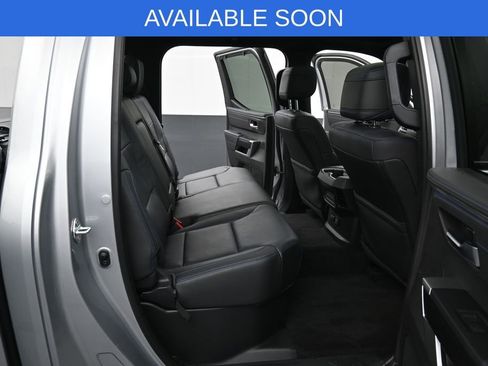 Used 2024 Toyota Tundra Platinum w/ TRD Off-Road Package AWD/4WD image 31