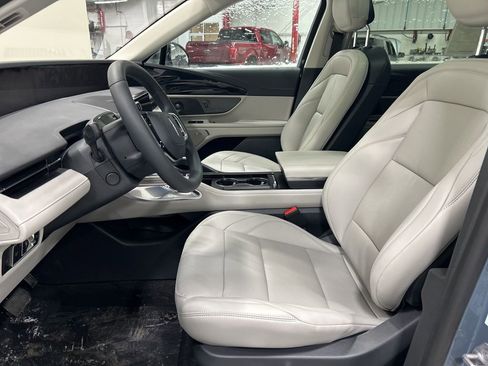 New 2026 Lincoln Nautilus Premier w/ Equipment Group 102A image 9