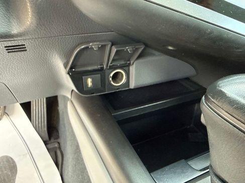 Used 2024 Toyota Camry SE image 22