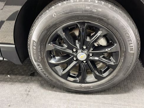 Used 2020 Chevrolet Equinox LS w/ LS Convenience Package FWD image 21