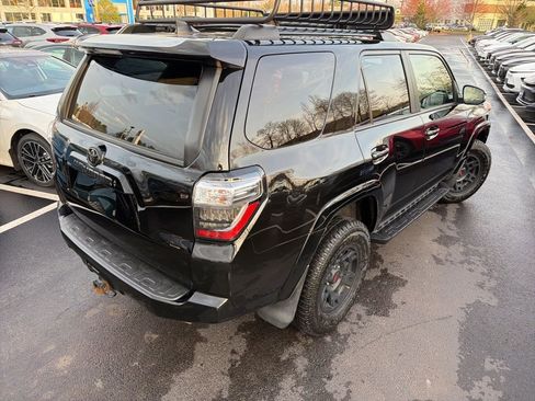 Used 2021 Toyota 4Runner Venture w/ Moonroof Package image 6