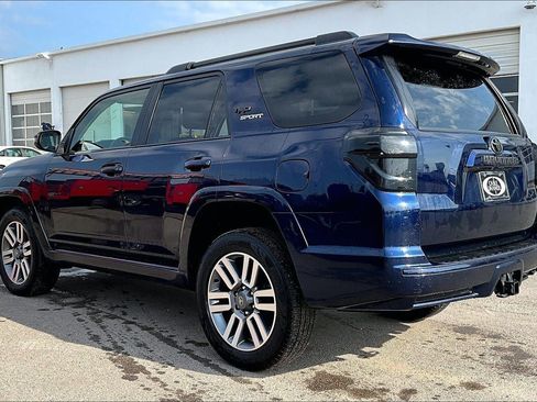 Used 2022 Toyota 4Runner TRD Sport w/ Technology Package AWD/4WD image 5