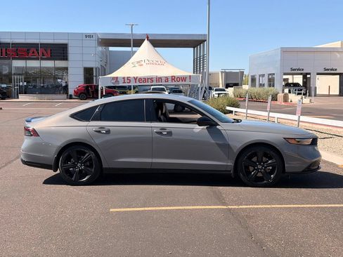 Used 2023 Honda Accord Sport image 7