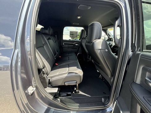 Used 2025 RAM 2500 Laramie w/ Night Edition AWD/4WD image 15