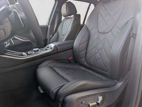 New 2026 BMW X5 xDrive40i w/ M Sport Package image 15