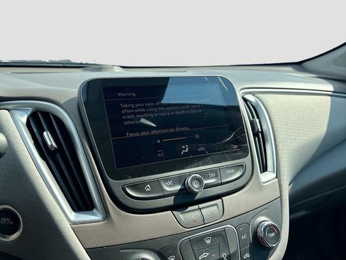 Used 2023 Chevrolet Malibu LS FWD image 15